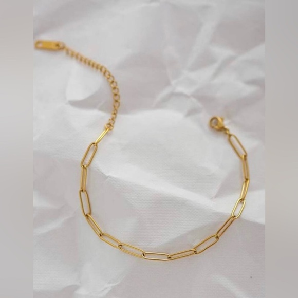 Gold Plated Stainless Steel Paperclip Chain Bracelet - Picture 1 of 2